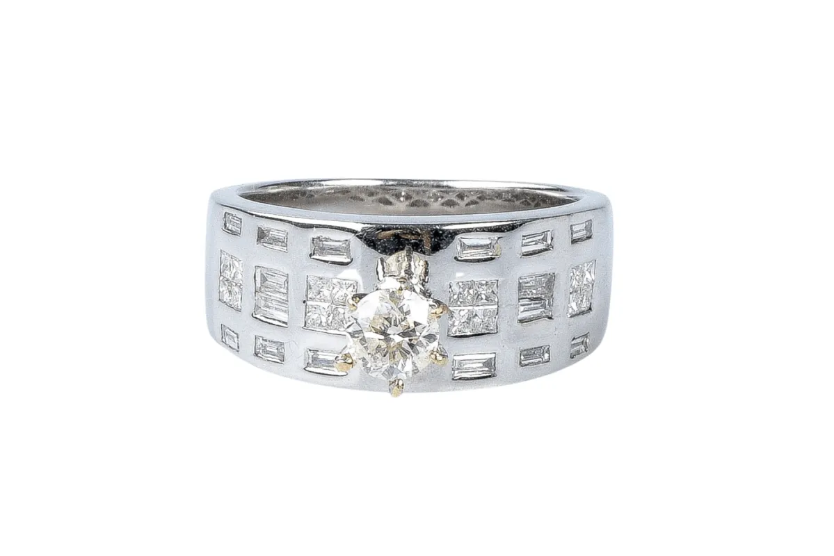 Bague Solitaire accompagné diamant 0.45ct sold by 58 Facettes