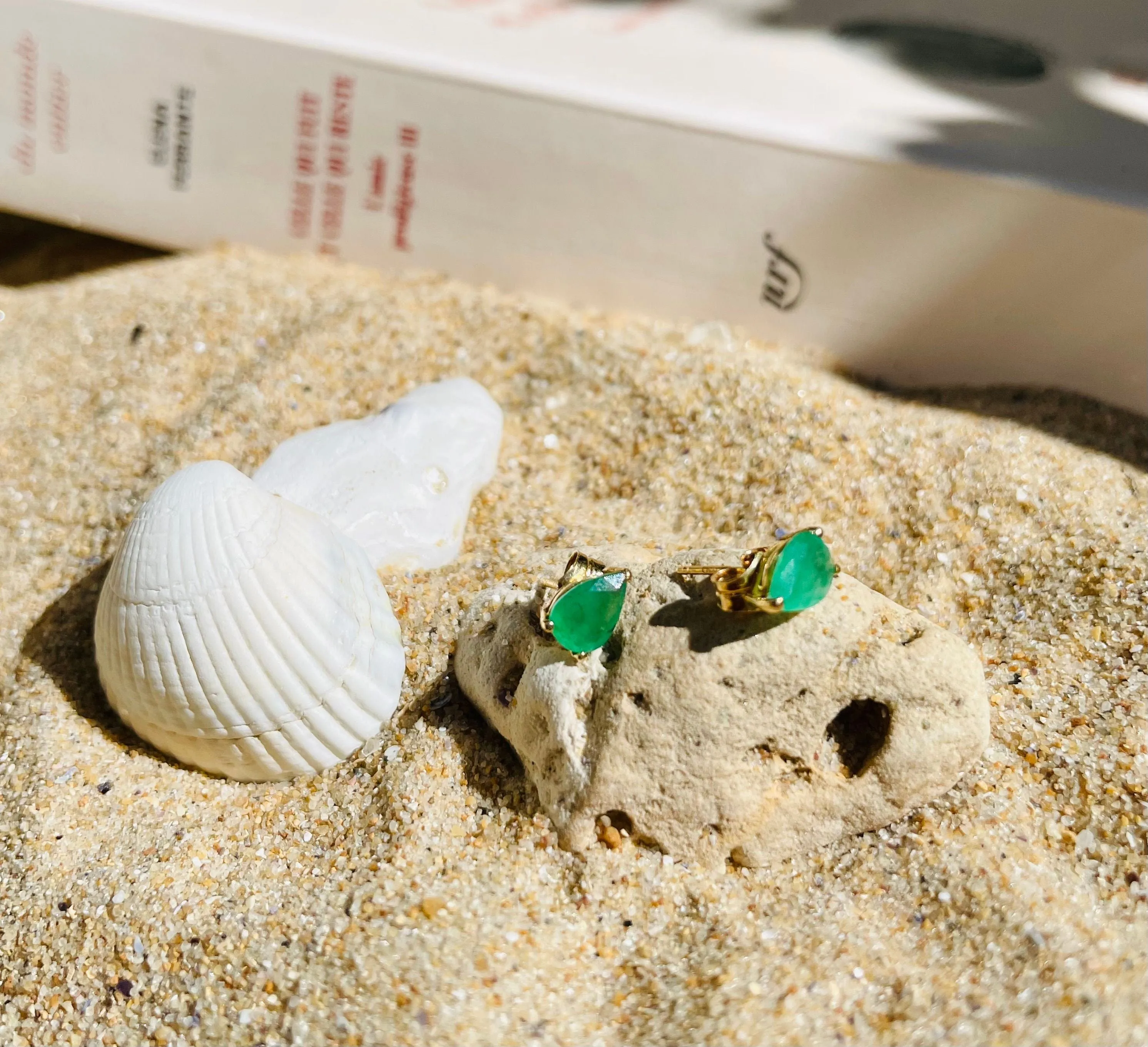 Puces d'oreilles Emeraude sold by 58 Facettes product image thumbnail 3