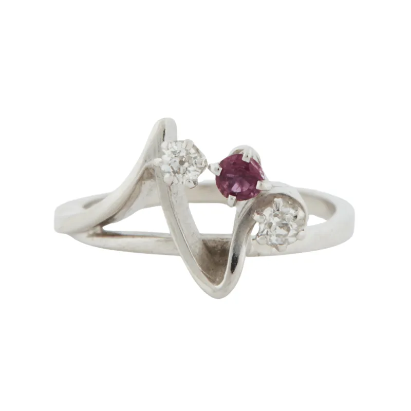 Bague Or blanc Rubis Diamants sold by 58 Facettes