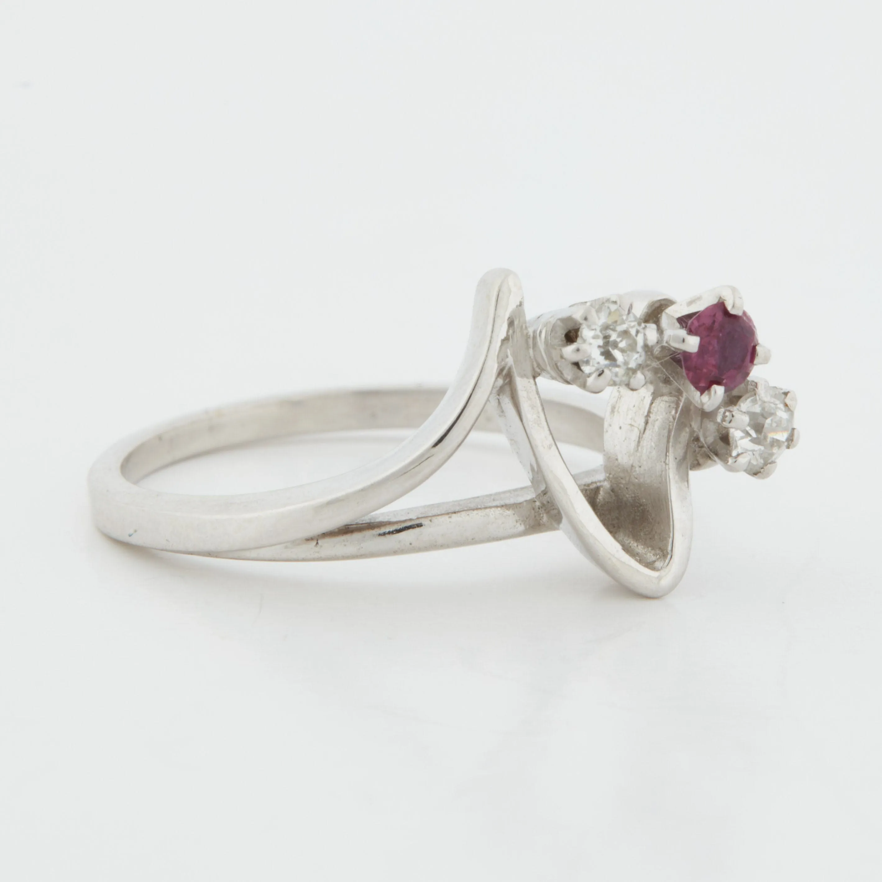 Bague Or blanc Rubis Diamants sold by 58 Facettes product image thumbnail 4