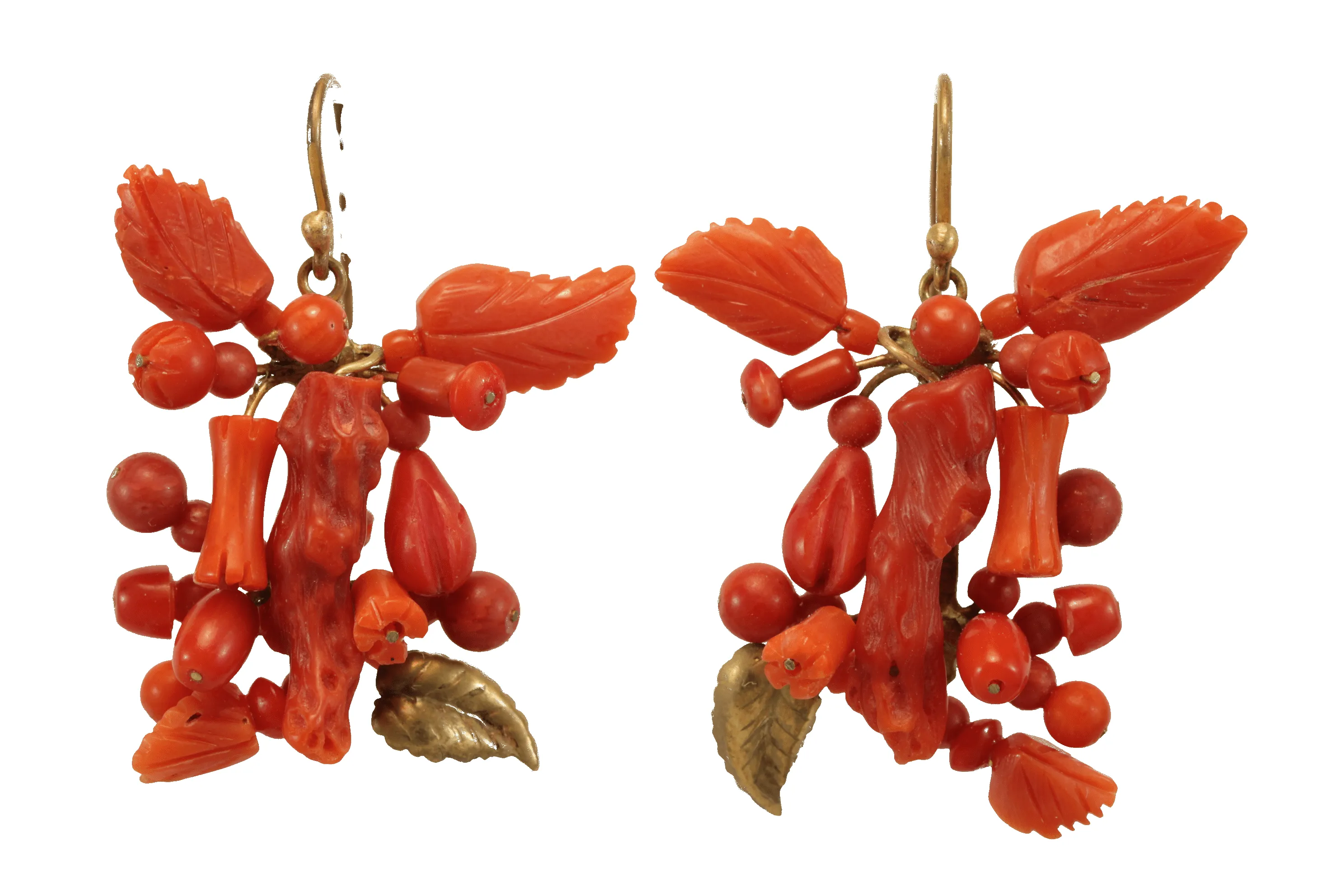 Boucles d'oreilles anciennes cCrail sold by 58 Facettes