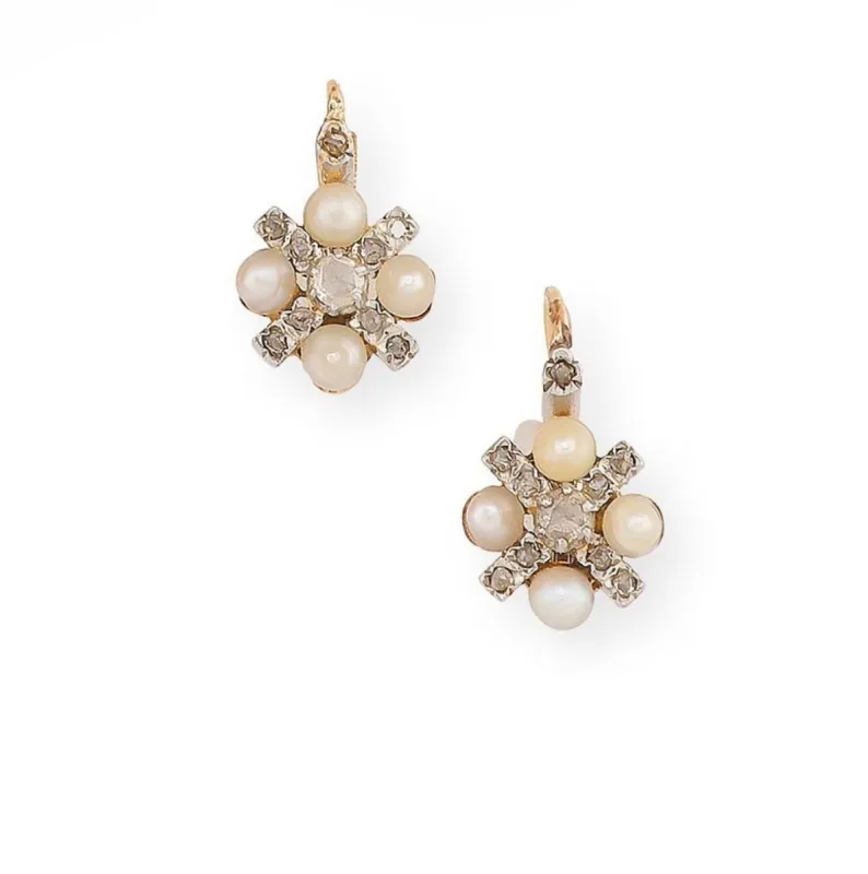 Boucles D’oreille Dormeuses Or Perles Diamants sold by 58 Facettes