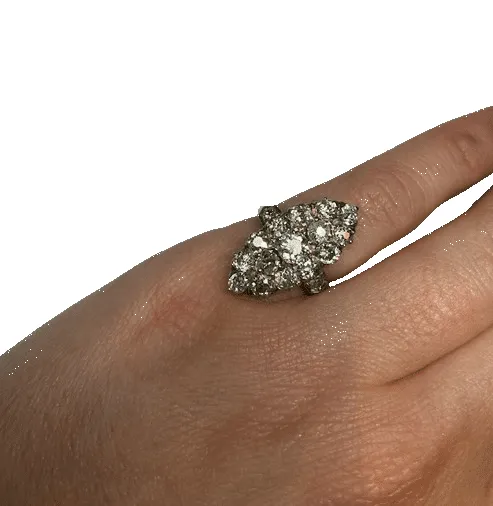 Bague marquise en or 18K et platine avec diamants sold by 58 Facettes product image thumbnail 5