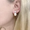 Boucles d'oreilles or blanc, diamants, perles. sold by 58 Facettes