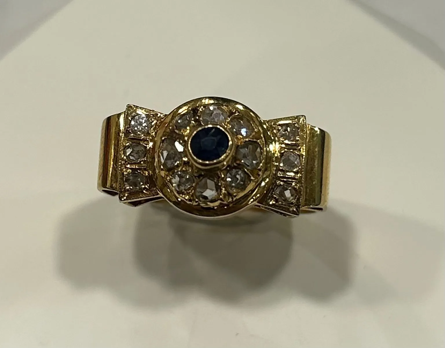 Bague tank or jaune saphir diamants sold by 58 Facettes product image thumbnail 4