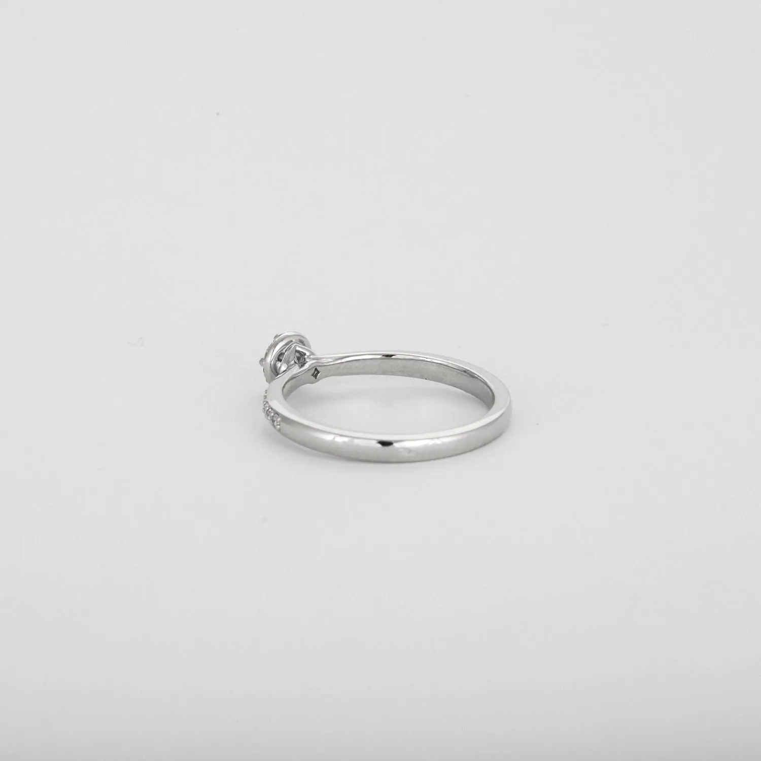 Solitaire or blanc avec diamants sold by 58 Facettes product image thumbnail 5