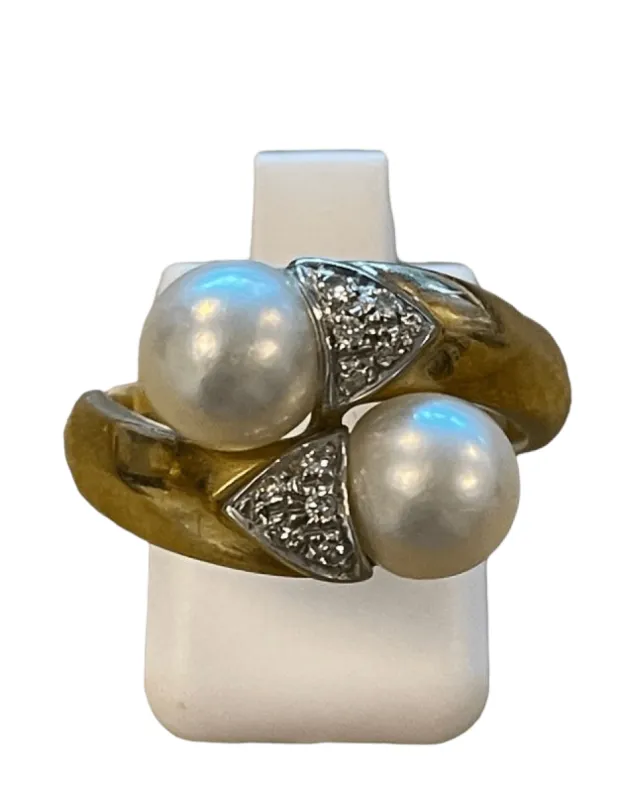 Bague or jaune, perles, diamants sold by 58 Facettes
