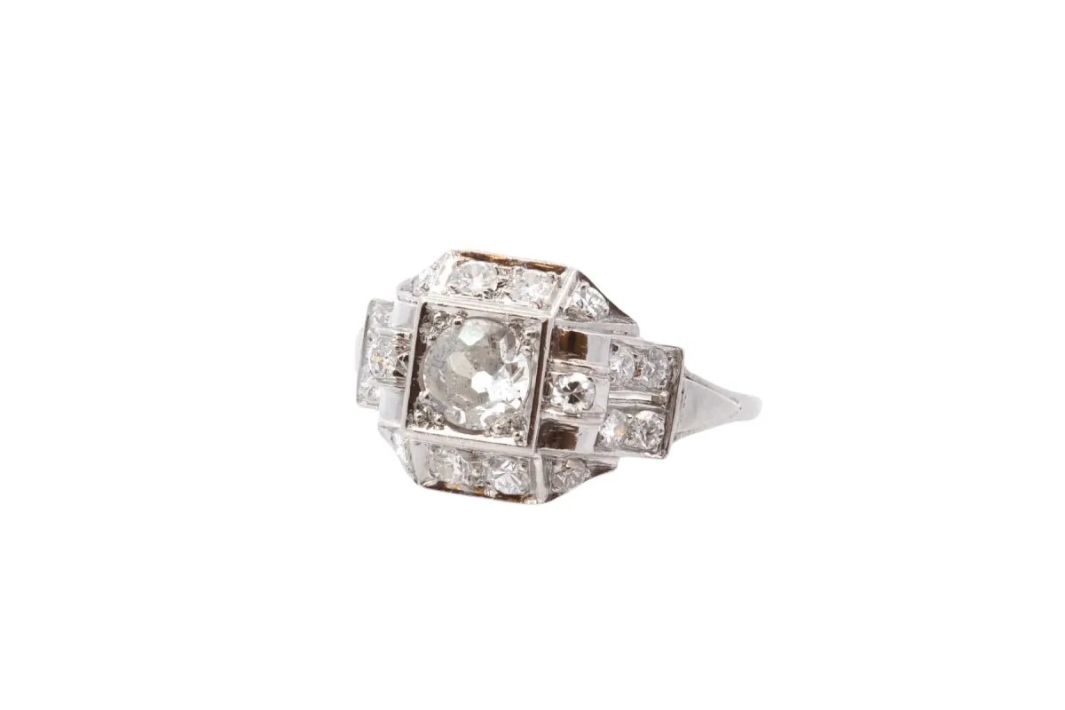 Bague ancienne diamants en platine sold by 58 Facettes