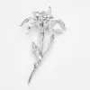 Broche Fleur en diamants sold by 58 Facettes