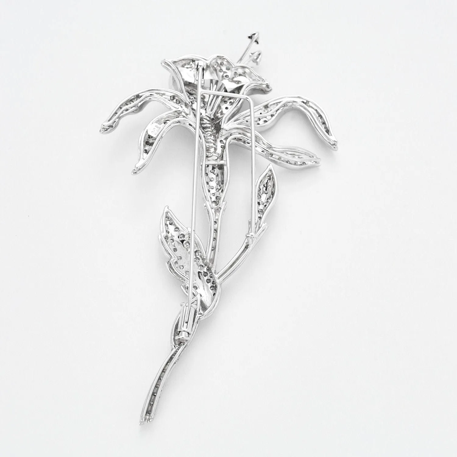Broche Fleur en diamants sold by 58 Facettes product image thumbnail 4