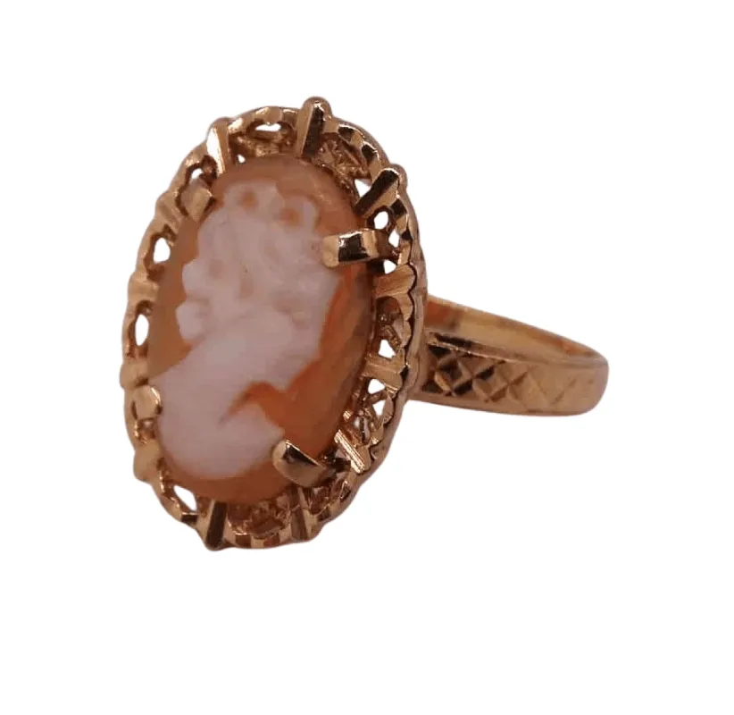 Bague or camée sold by 58 Facettes