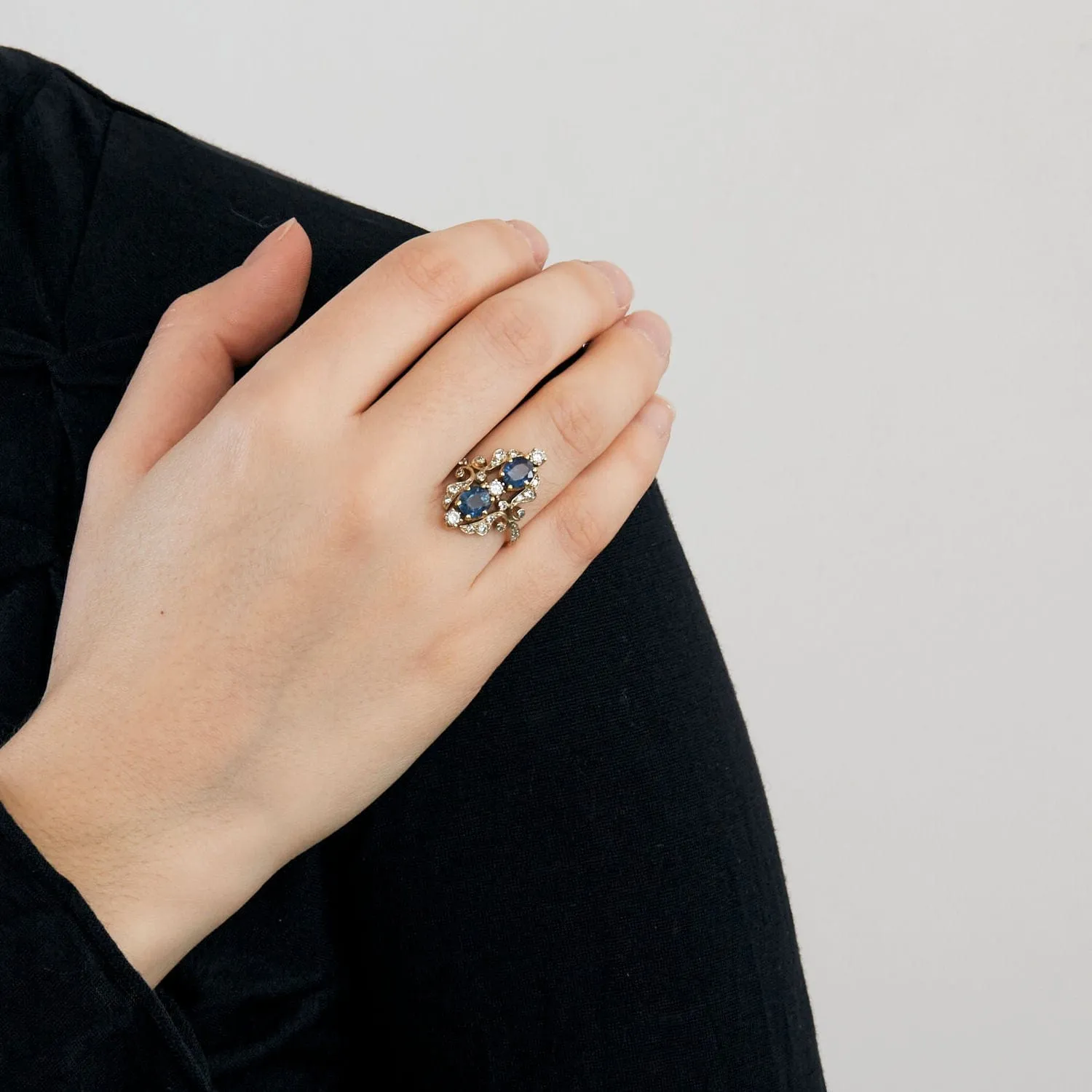 Bague Oblongue Saphirs sold by 58 Facettes product image thumbnail 3