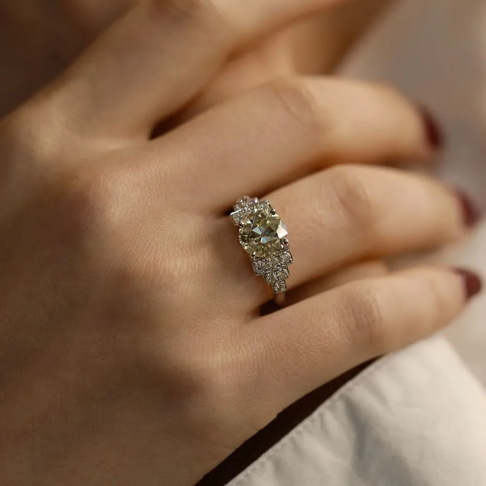 Solitaire diamant et or gris sold by 58 Facettes product image thumbnail 4