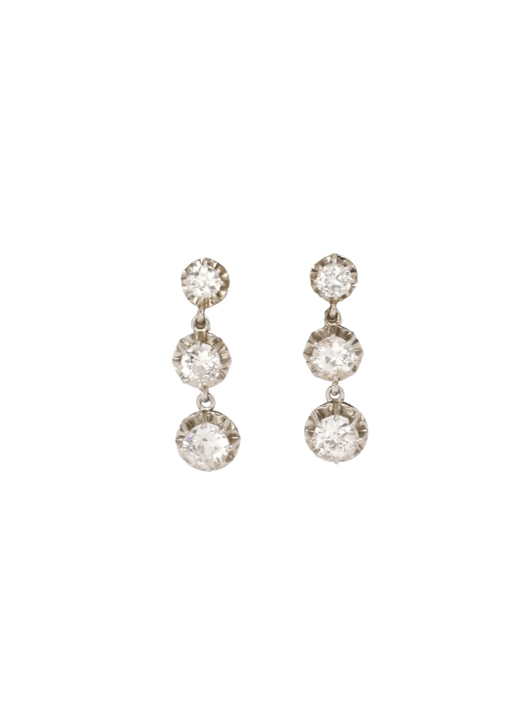 Boucles d’oreilles pendantes diamants sold by 58 Facettes