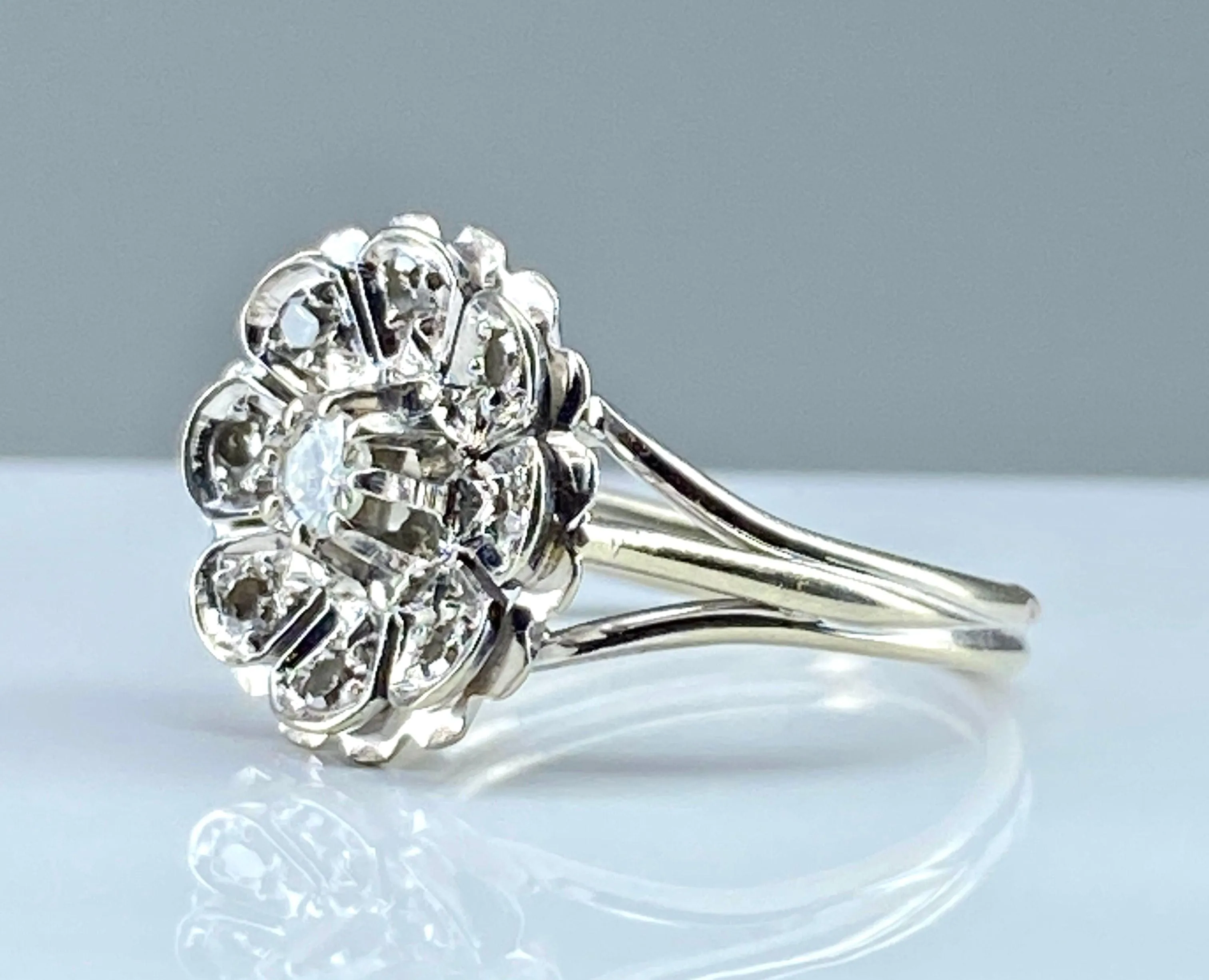 Bague en or blanc 18 carats et diamants sold by 58 Facettes product image thumbnail 4