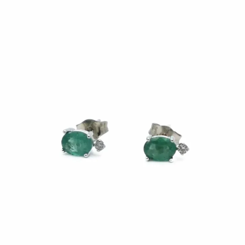 Clous d'oreilles émeraude made by 58 Facettes