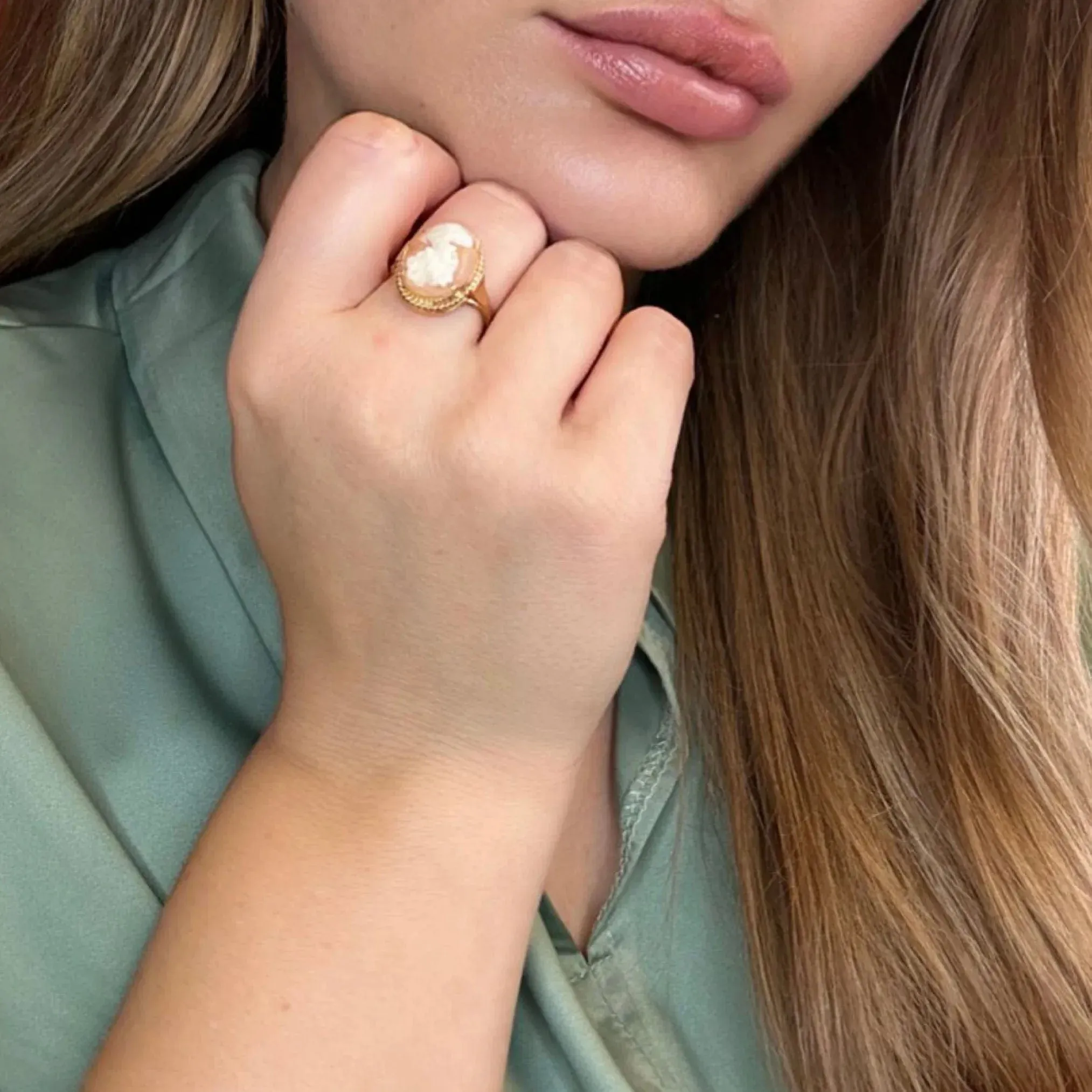 Bague Camée Or Jaune sold by 58 Facettes product image thumbnail 2
