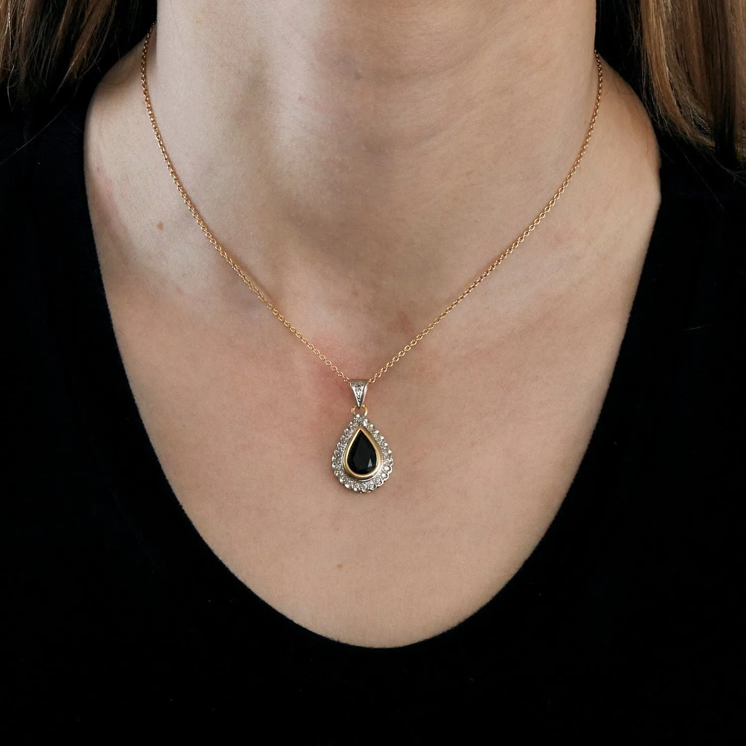 Pendentif or jaune et gris saphir et diamants sold by 58 Facettes product image thumbnail 2