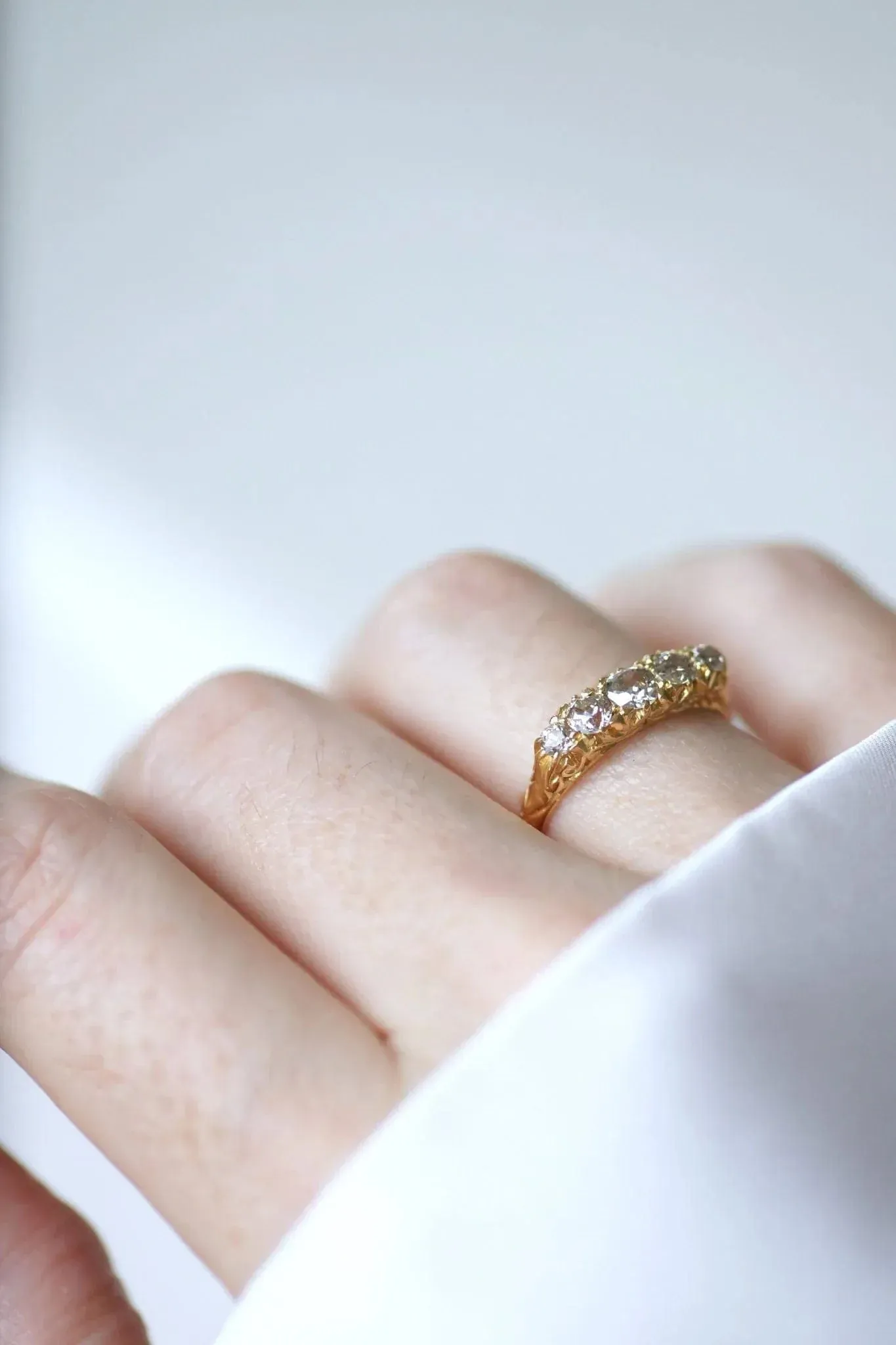 Bague jarretière diamants sold by 58 Facettes product image thumbnail 4