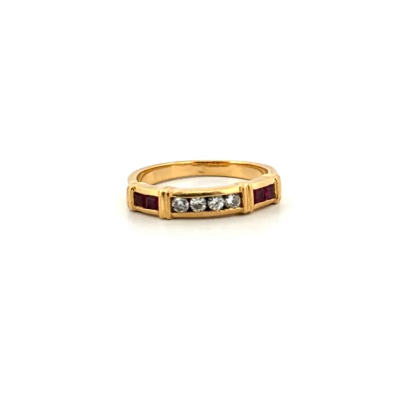 Bague Or jaune diamants et rubis sold by 58 Facettes