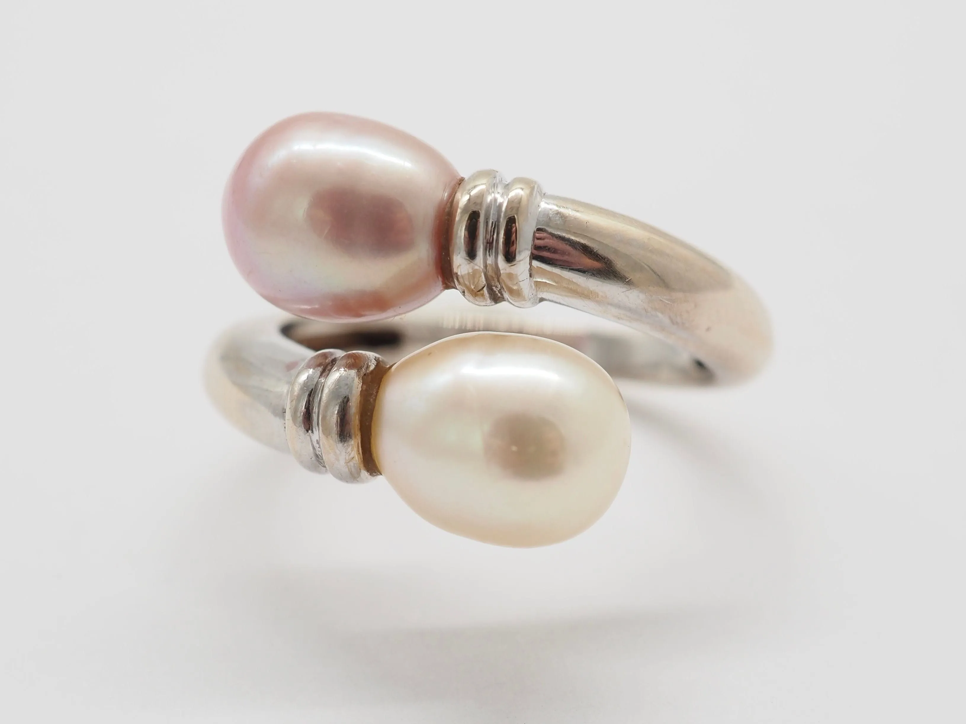 Bague toi et moi en or blanc 18k et perles sold by 58 Facettes product image thumbnail 3