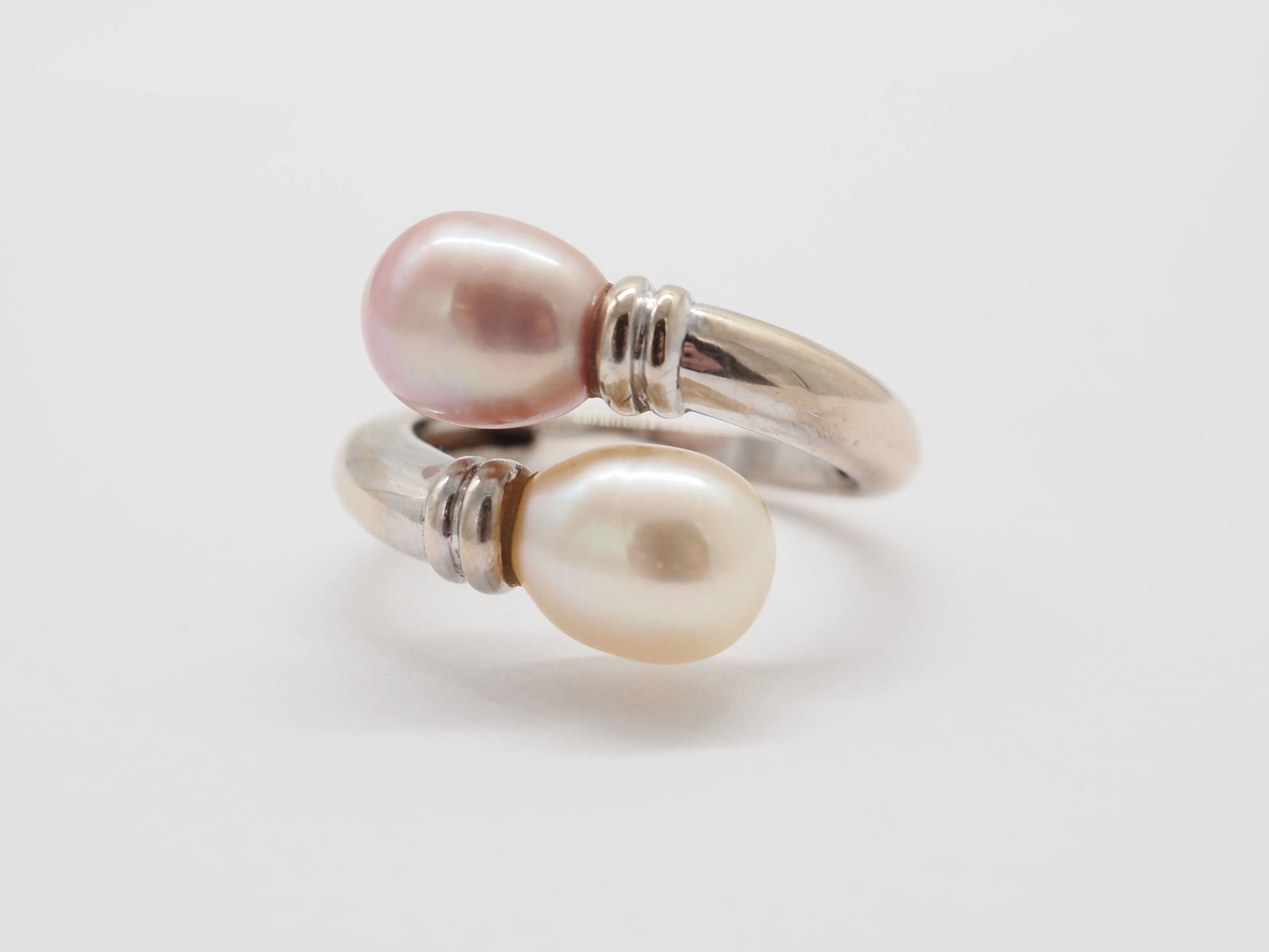 Bague toi et moi en or blanc 18k et perles sold by 58 Facettes product image thumbnail 5