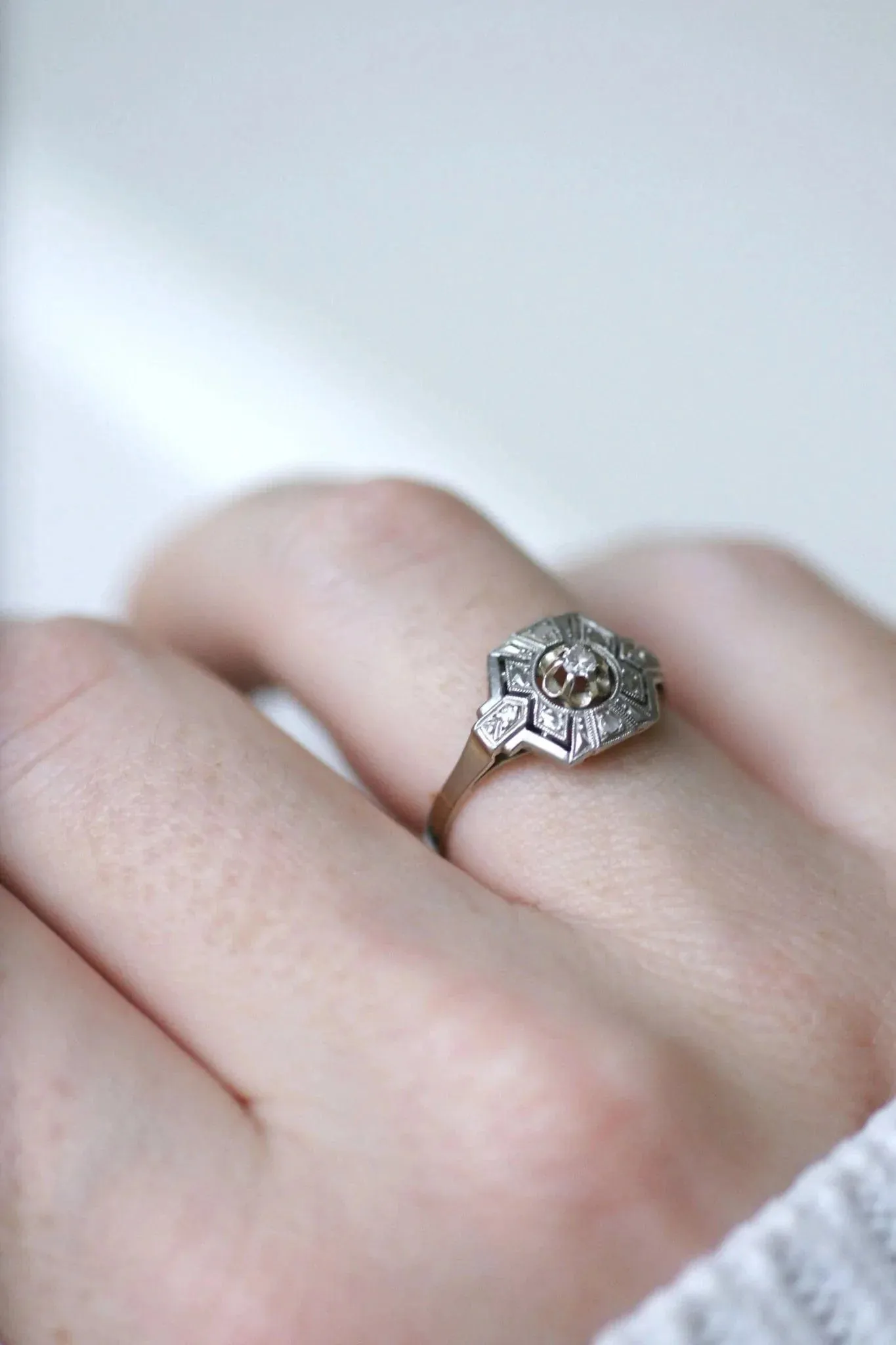 Bague Hexagonale Art Déco Diamants sold by 58 Facettes product image thumbnail 2