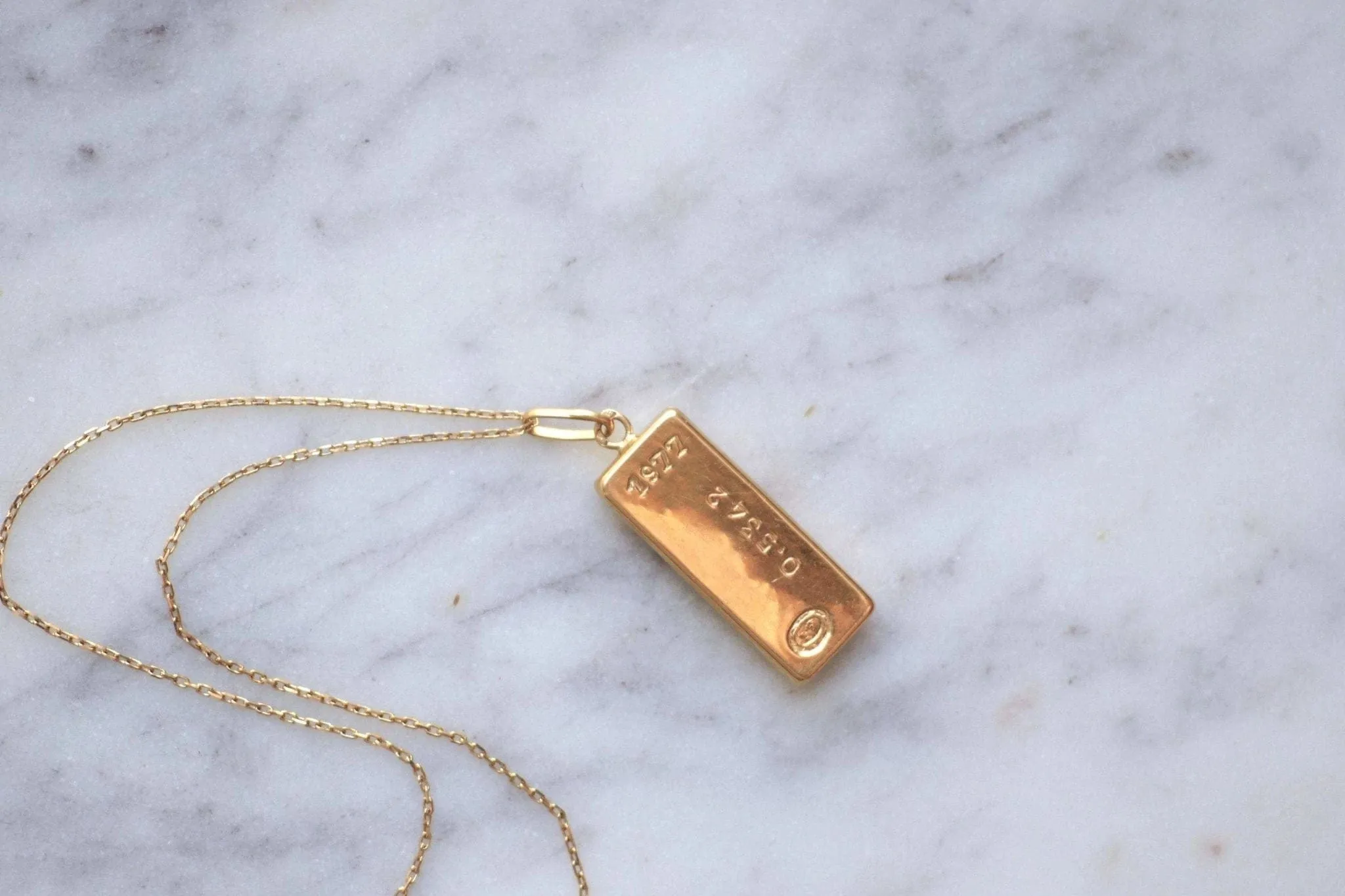 Collier Vintage pendentif lingot or jaune sold by 58 Facettes product image thumbnail 2