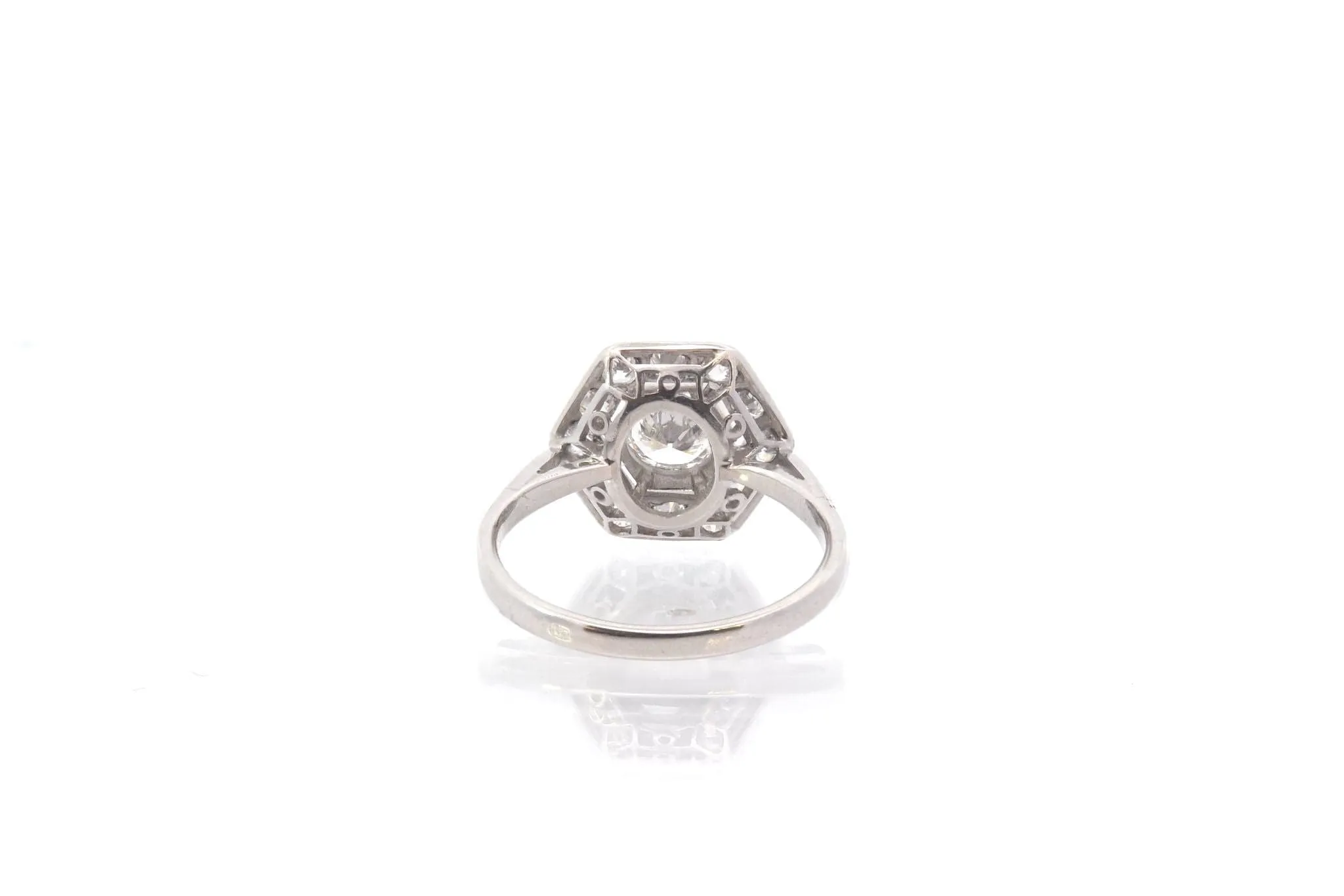 Bague vintage art déco diamants en platine sold by 58 Facettes product image thumbnail 4