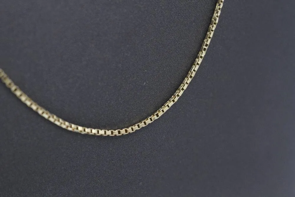 Chaîne vénitienne semi creuse sold by 58 Facettes product image thumbnail 5