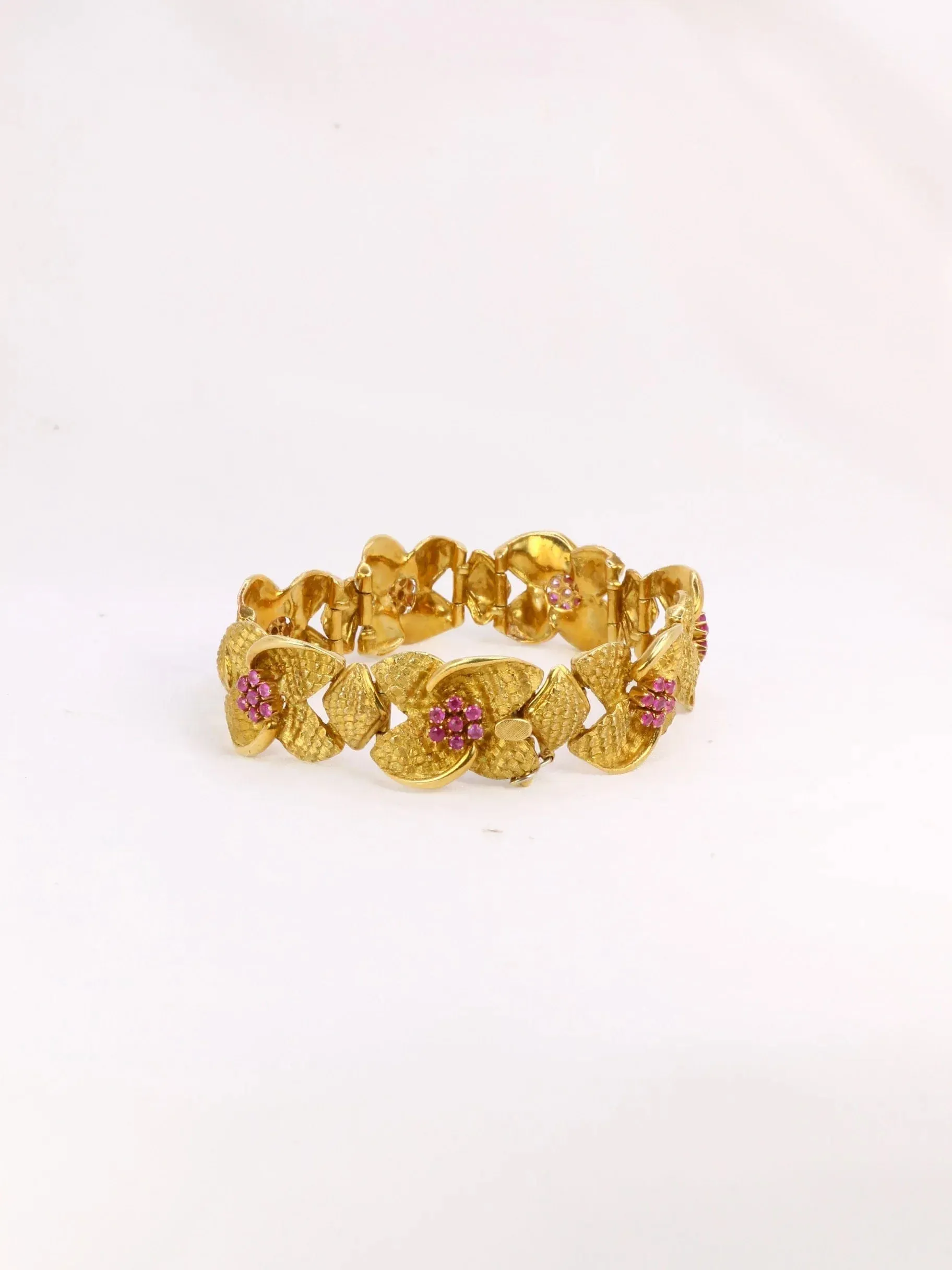 Bracelet vintage fleur or amati et rubis sold by 58 Facettes product image thumbnail 4