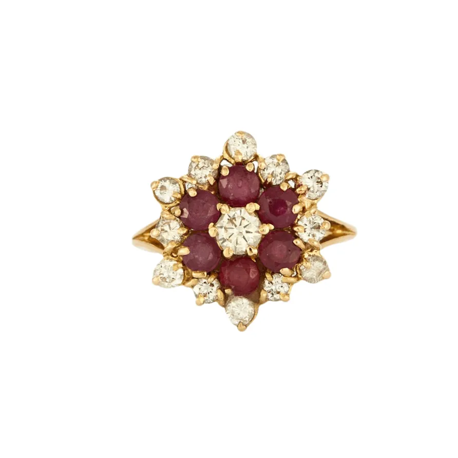 Bague or jaune Rubis et diamants sold by 58 Facettes