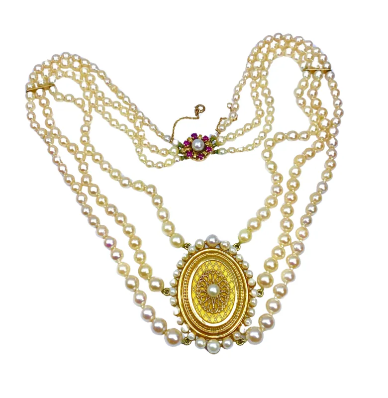 Collier perles 3 rangs, médaillon or et fermoir rubis sold by 58 Facettes