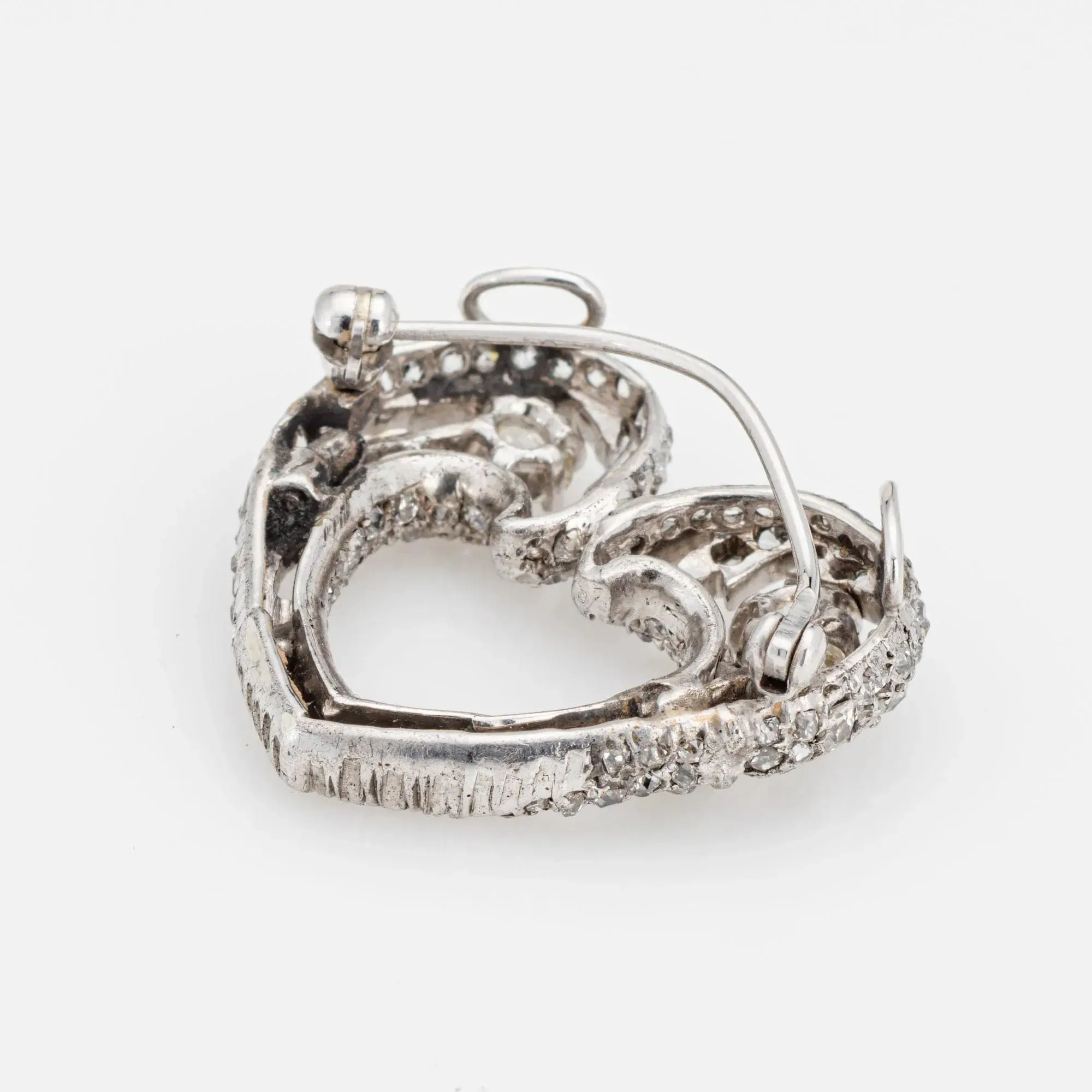 Broche antique édouardienne de pendentif de coeur de diamant de platine sold by 58 Facettes product image thumbnail 2