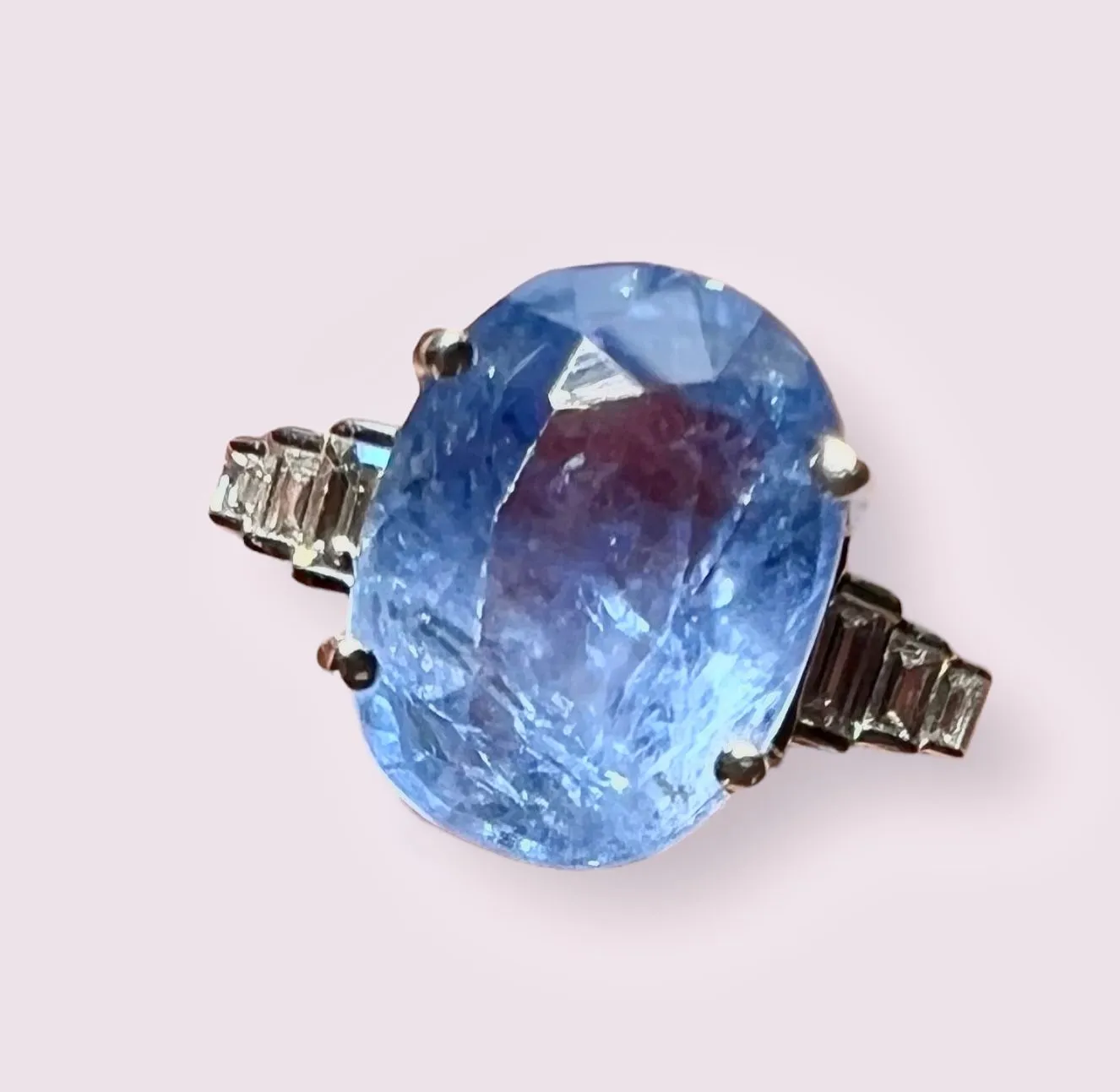 Bague saphir de ceylan naturel épaulé de diamants sold by 58 Facettes product image thumbnail 3