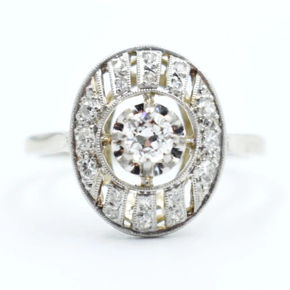 Bague Art Deco or platine et diamants sold by 58 Facettes product image thumbnail 2