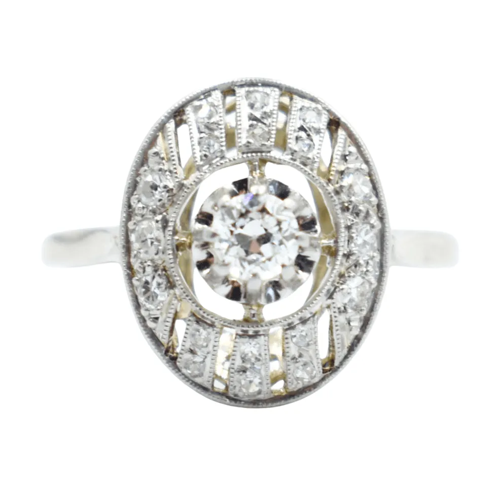 Bague Art Deco or platine et diamants sold by 58 Facettes