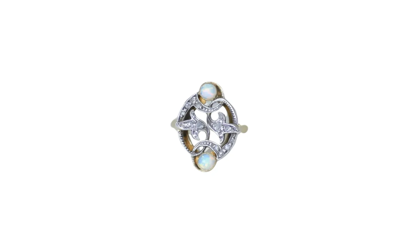 Bague volutes Or jaune Argent Diamants Opales sold by 58 Facettes
