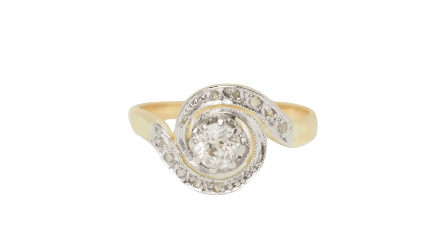 Bague Tourbillon en or et platine, diamants sold by 58 Facettes