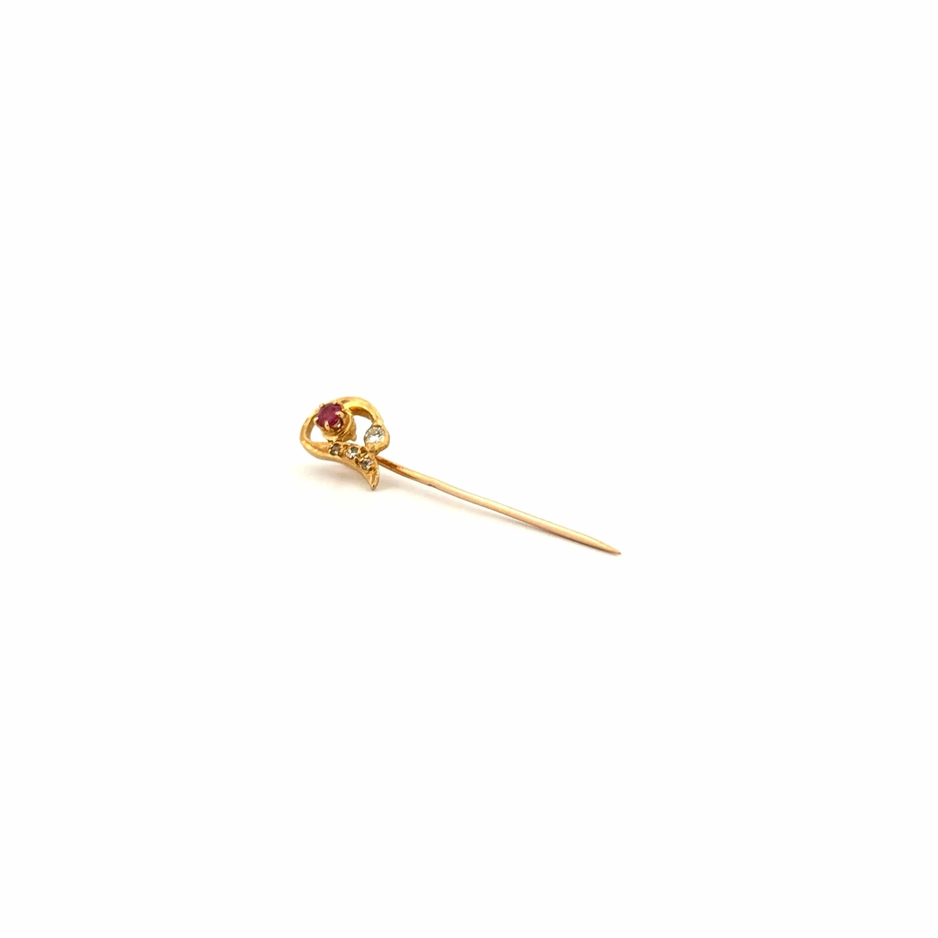 Epingle or jaune, rubis et diamants sold by 58 Facettes product image thumbnail 3