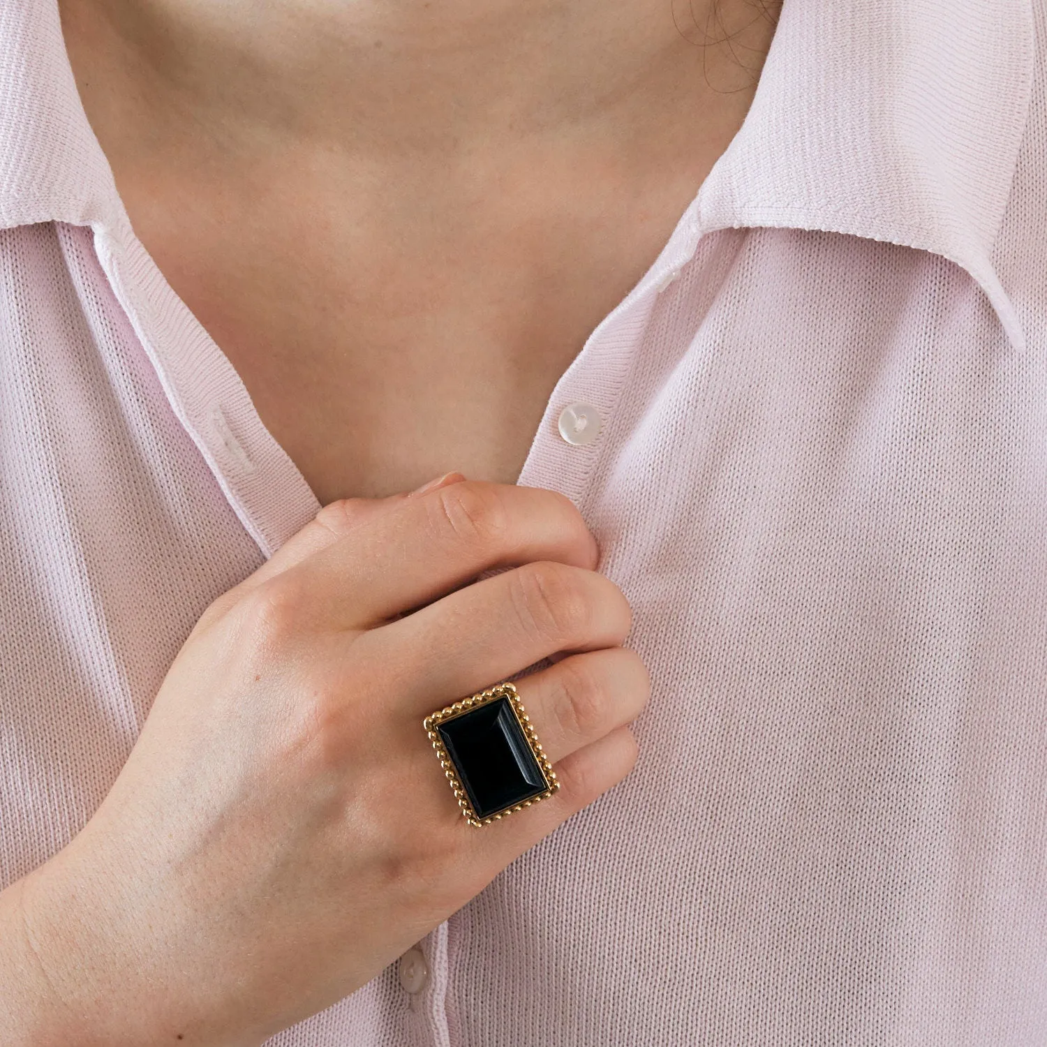 Bague or jaune onyx art déco sold by 58 Facettes product image thumbnail 2