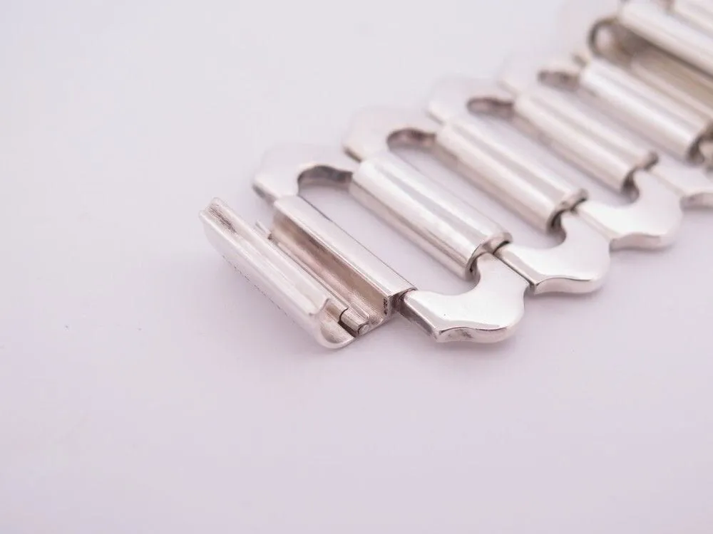 vintage bracelet HERMES ondine t 16 cm en argent massif 925 sold by 58 Facettes product image thumbnail 4