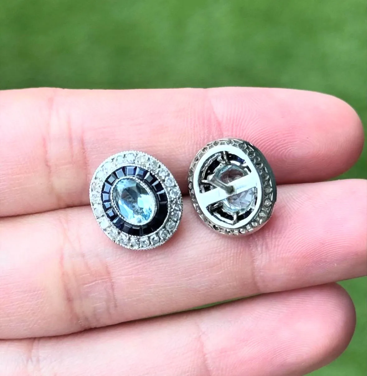 Boucles d'oreilles style Art Déco platine aigues-marines saphirs diamants sold by 58 Facettes product image thumbnail 3