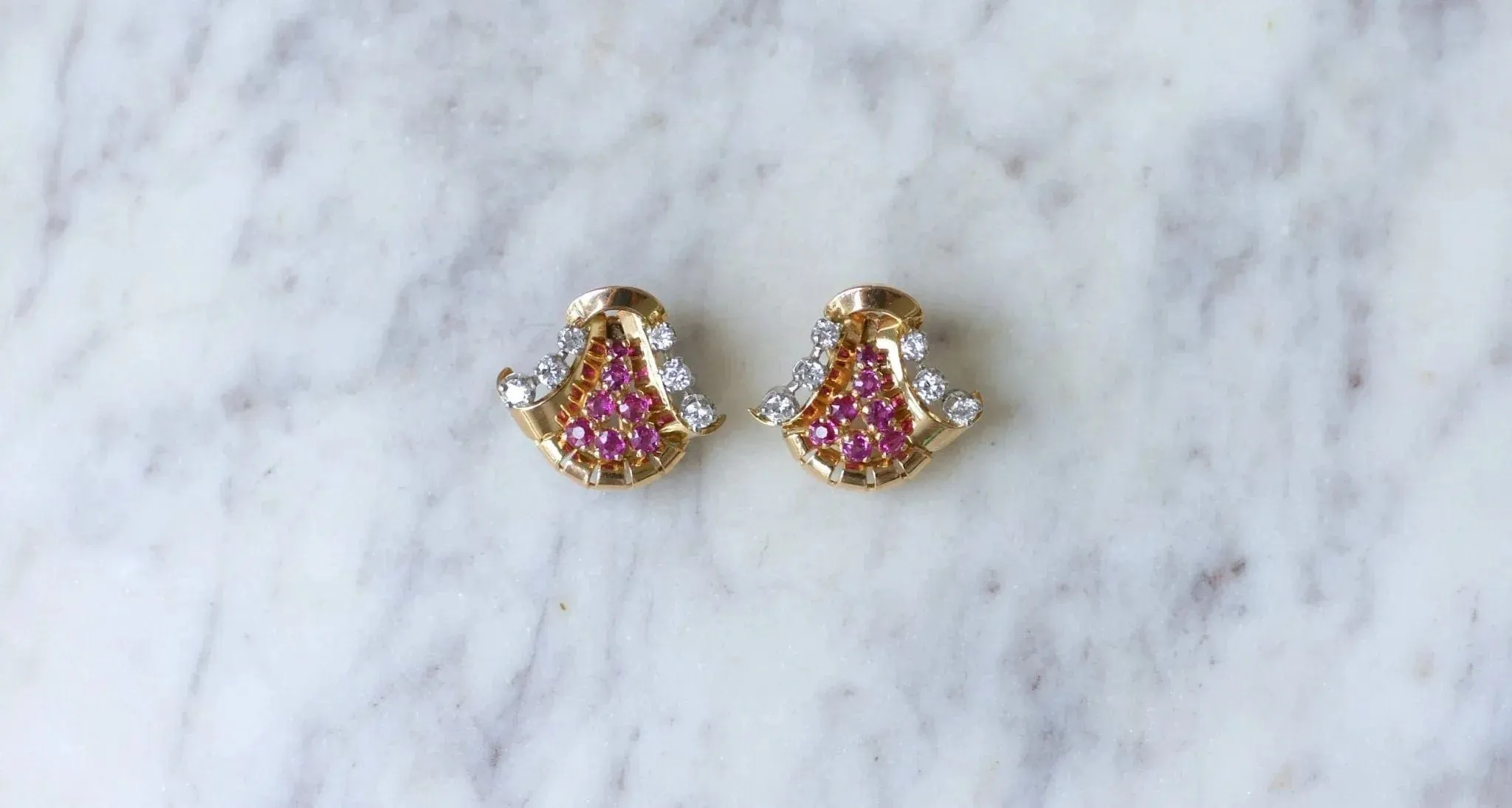 Boucles d'Oreilles Rétro Or Rose, rubis, et diamants sold by 58 Facettes product image thumbnail 2