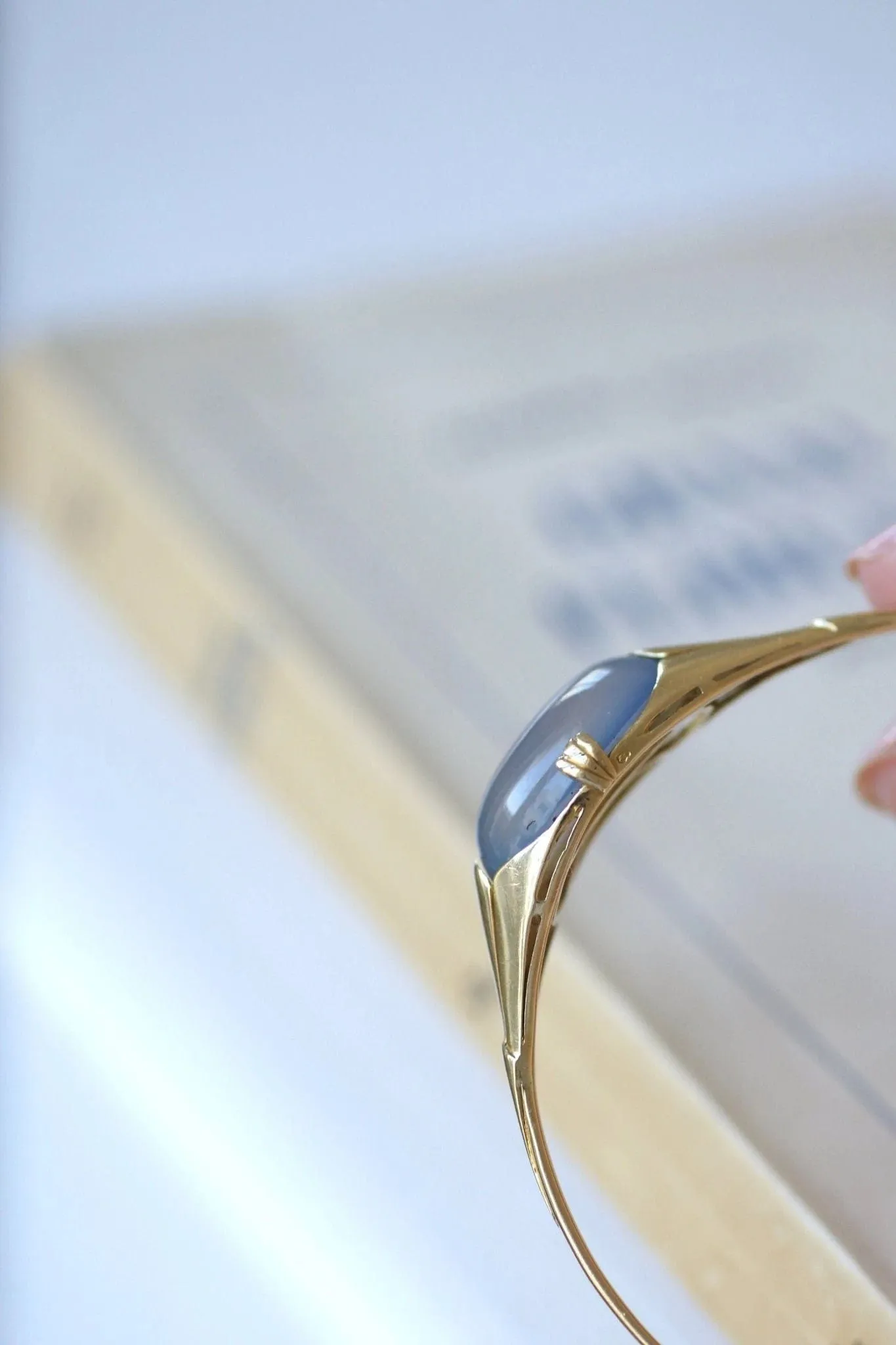 Bracelet jonc Art Nouveau calcédoine bleue sold by 58 Facettes product image thumbnail 5