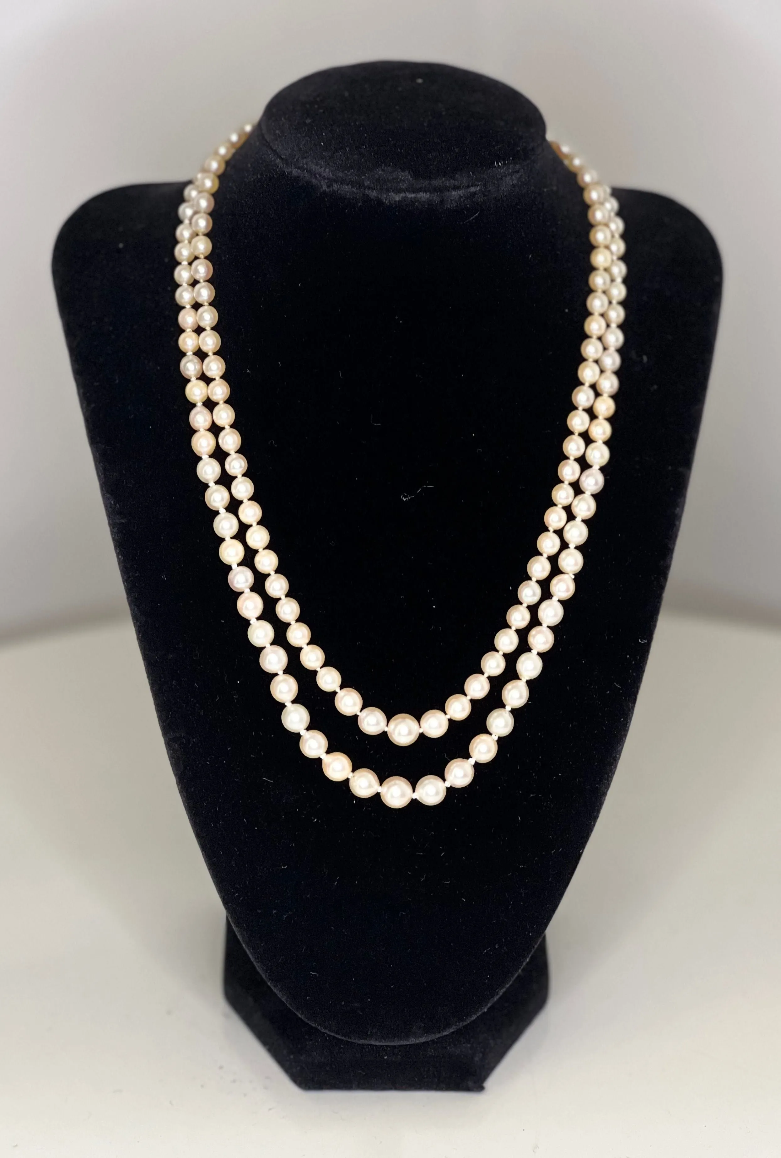 Collier 2 Rangs 138 Perles De Culture Fermoir Or sold by 58 Facettes product image thumbnail 2