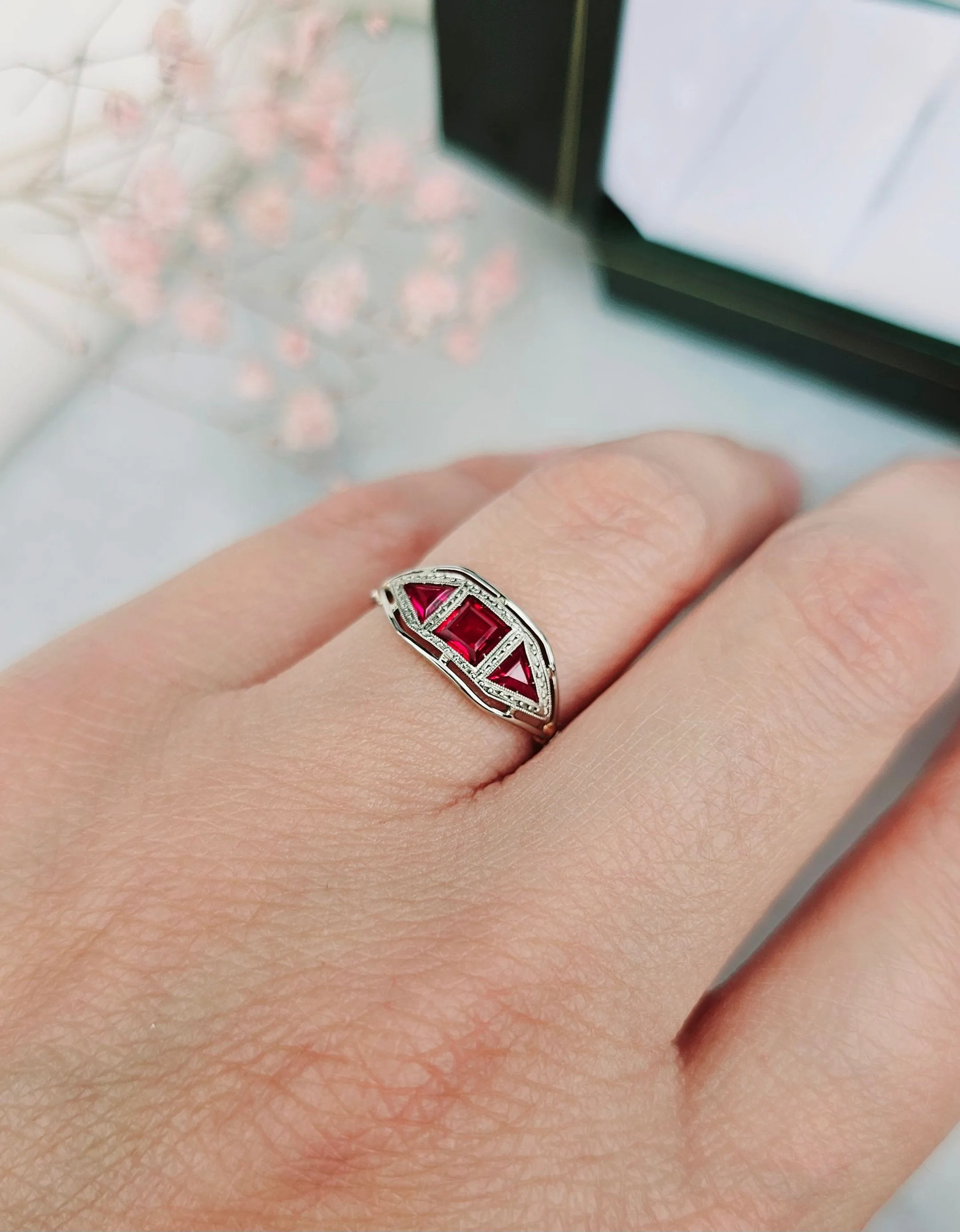 Bague Art Déco 2 ors, rubis sold by 58 Facettes product image thumbnail 2