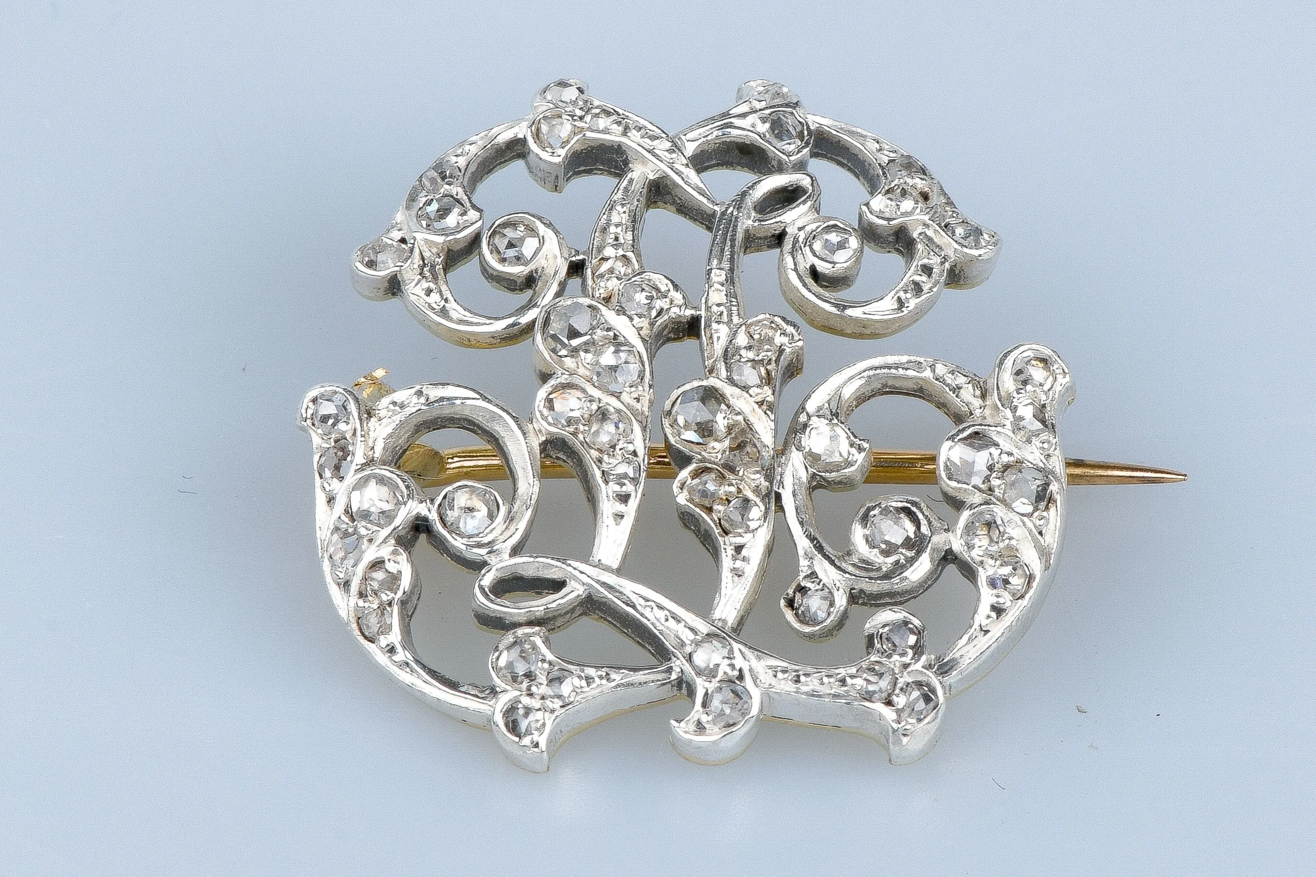 Broche en or et argent sold by 58 Facettes product image thumbnail 5