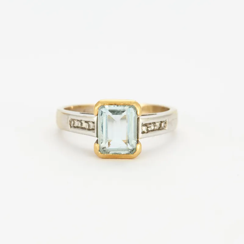 Bague en or jaune et gris sertie d'une aigue-marine et de diamants sold by 58 Facettes