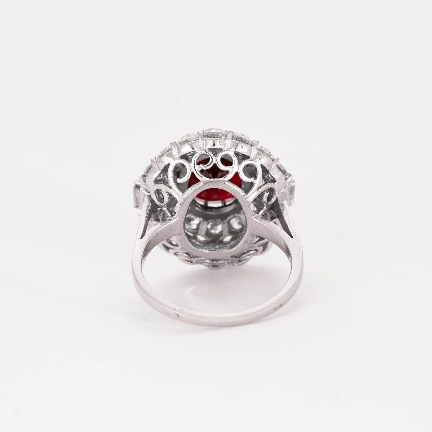 Bague en or gris rubis et diamants sold by 58 Facettes product image thumbnail 5